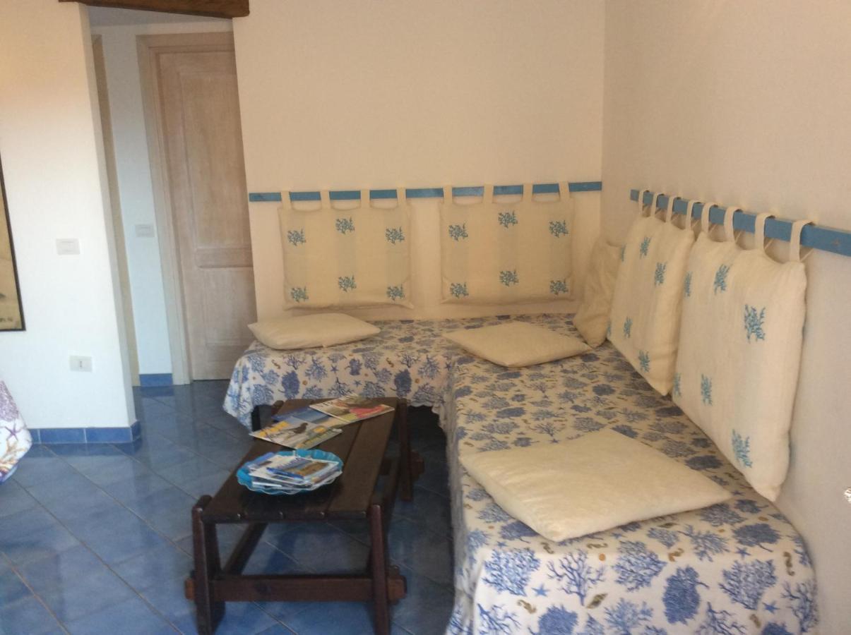 Tiffany Palau Bed & Breakfast Bagian luar foto