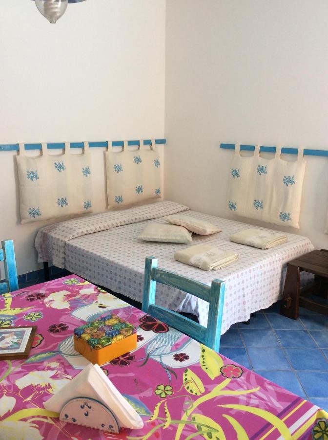 Tiffany Palau Bed & Breakfast Bagian luar foto