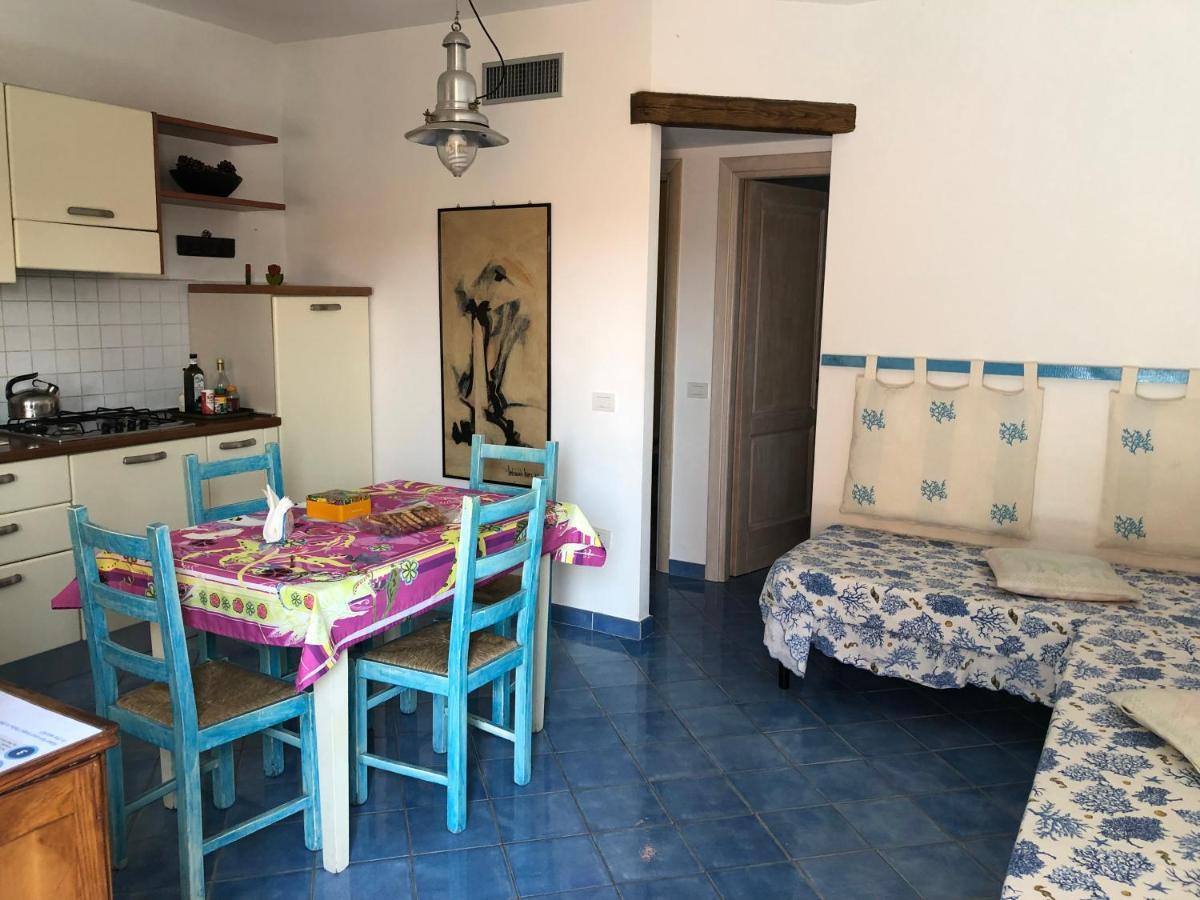 Tiffany Palau Bed & Breakfast Bagian luar foto