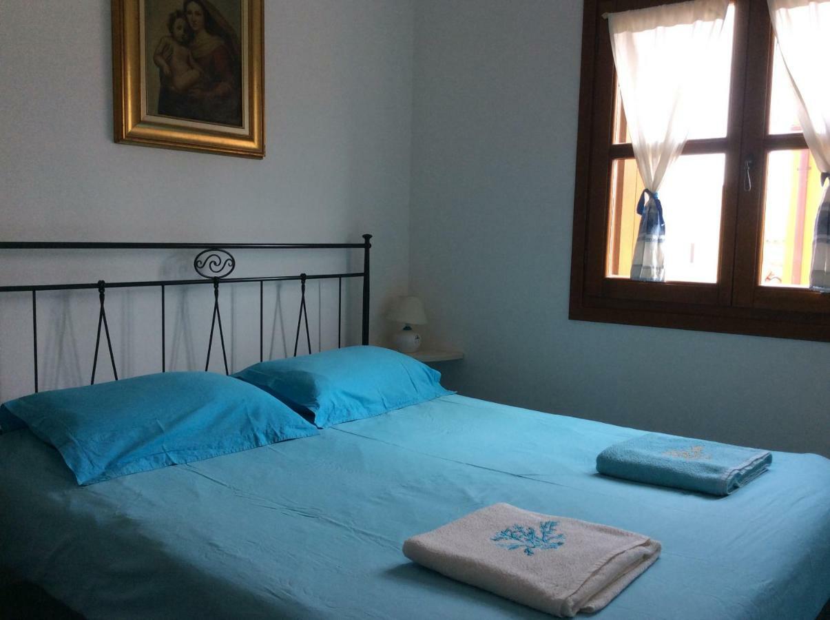 Tiffany Palau Bed & Breakfast Bagian luar foto